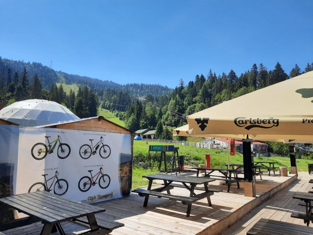 Club Rossignol Hotell Poiana Brasov Exteriör bild